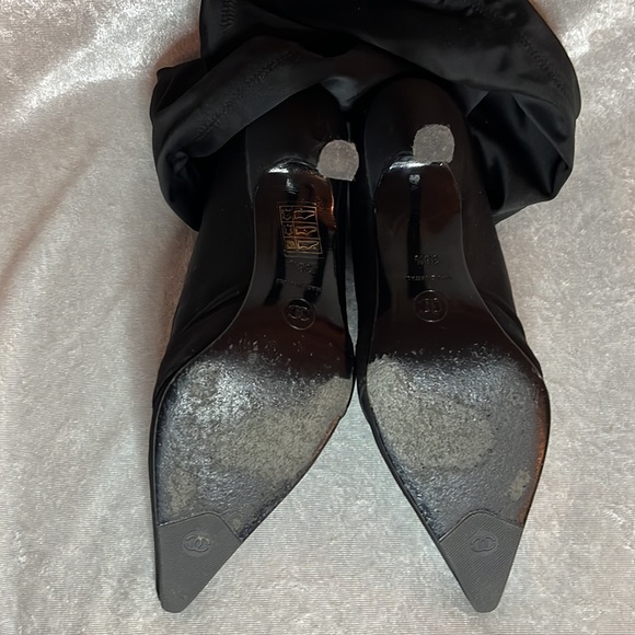 Chanel Pull On Stretch Fabric Boots - Picture 5 of 6